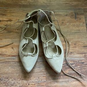 GAP Ankle Wrap Flats